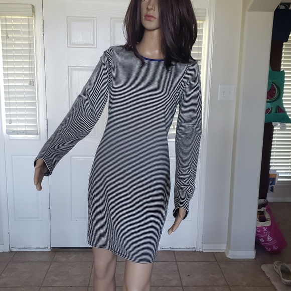 Everly L shift dress striped low scoop back slip on blue piping - Picture 2 of 8